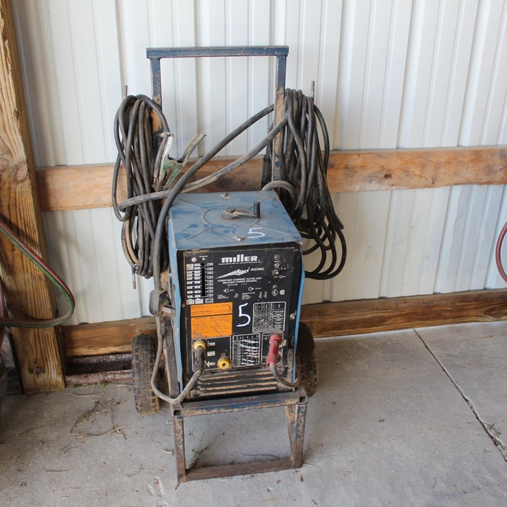 MILLER AC-DC WELDER W/ LEADS