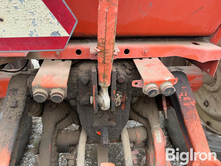 1975-allis-chalmers-200-image-15