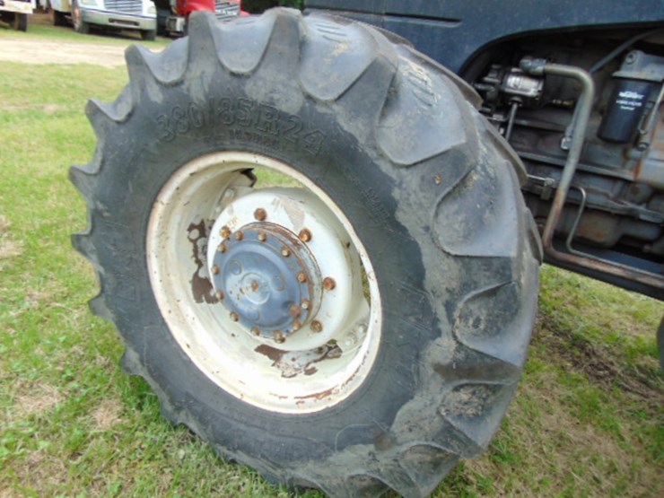 1997-new-holland-ts100-image-5