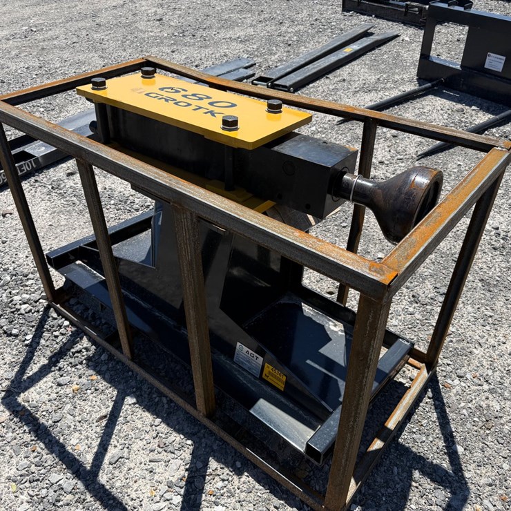 #45361 • Unused AGT SSHH680 Skid Steer Breaker SSHH68026020501A