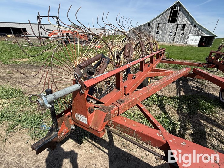 hesston-3981-image-17