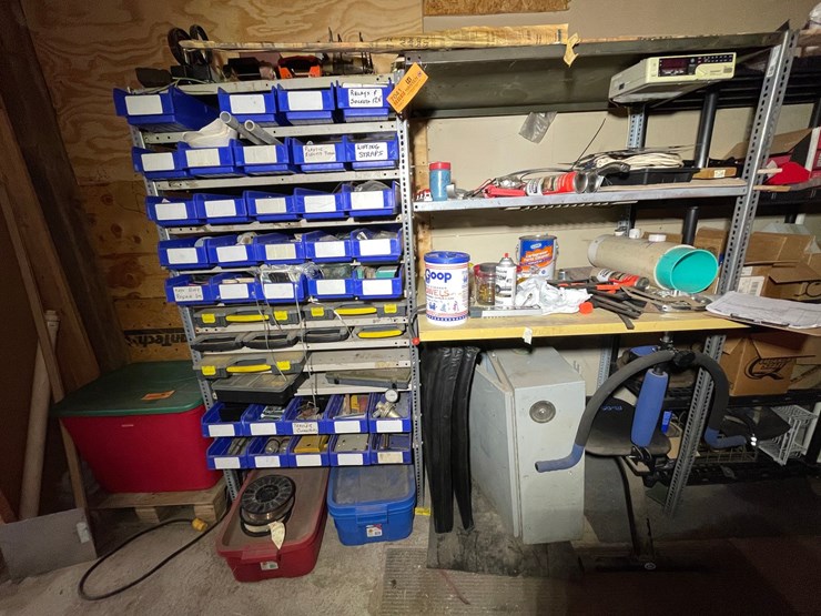 #7041-•-shelf-and-contents-image-1