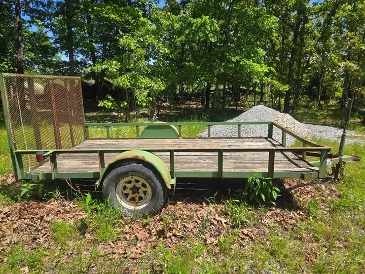 #24322-•-12'-flatbed-trailer-image-4