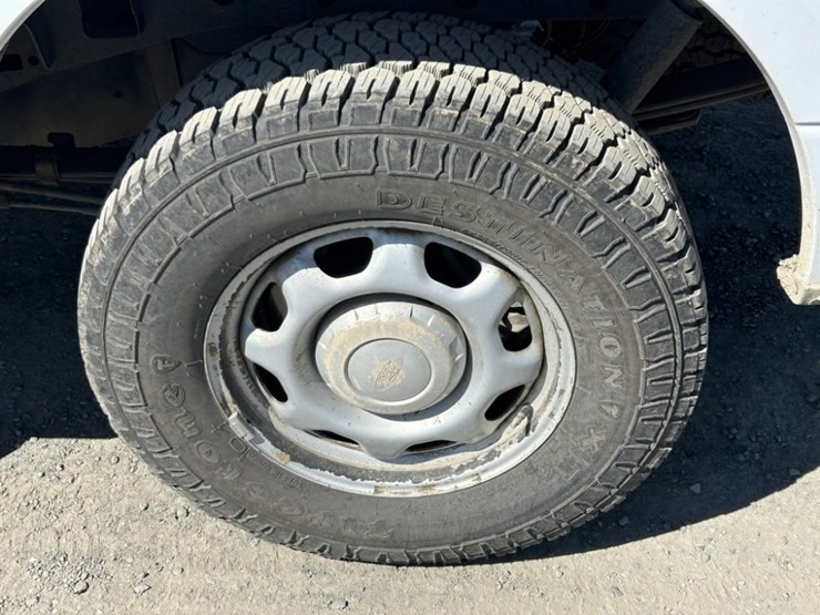 2016-ford-f150-xl-image-39