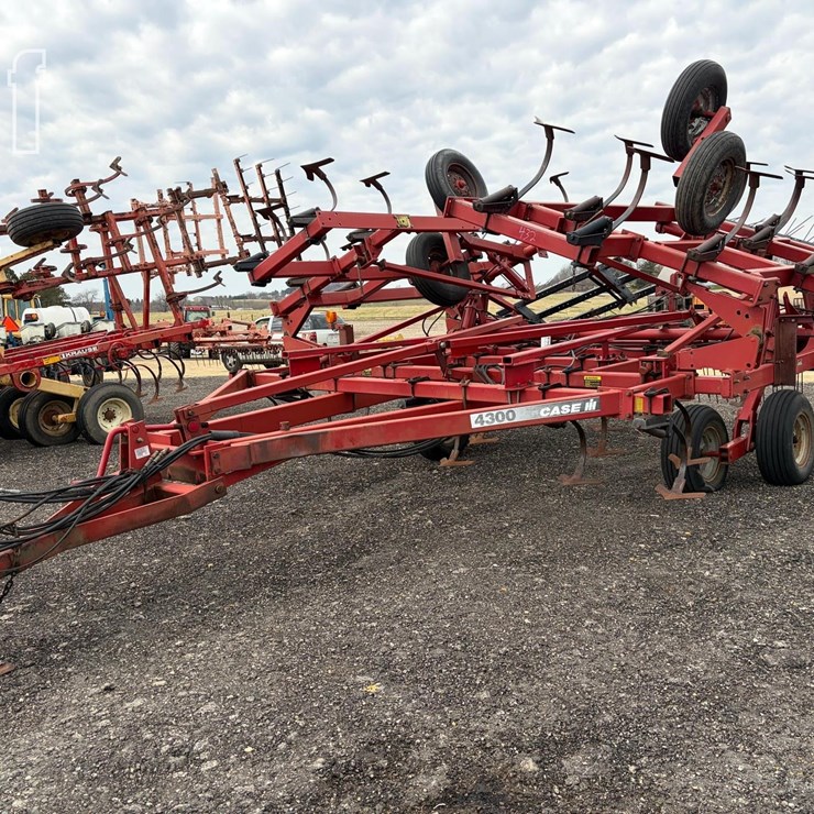 CASE IH 4300