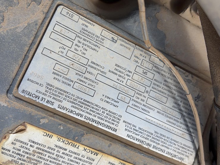 1996-mack-rd688c-cement-truck-image-49