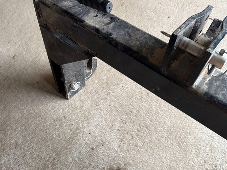 like-new--double-h-category-2-quick-hitch-image-5