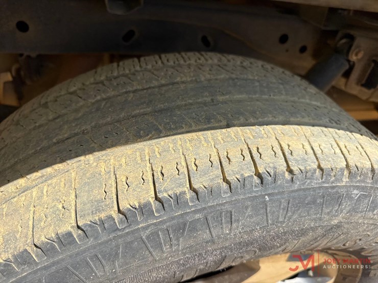 2014-ford-f150-image-16