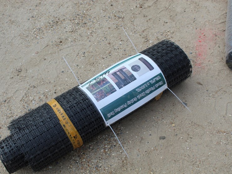 #5190-•-roll-of-plastic-mesh-safety-fencing-image-1
