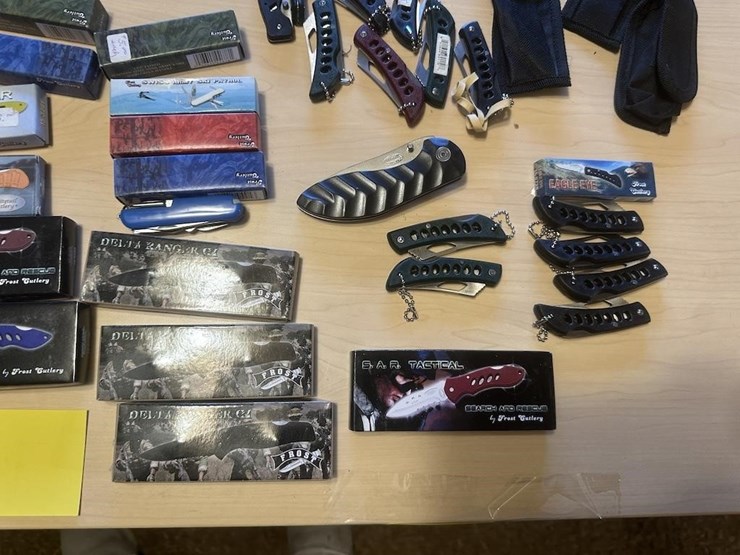 pocket-knives-image-3