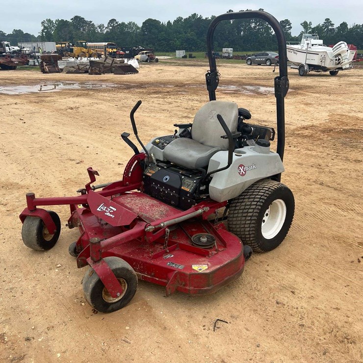 Exmark Lazer Z 60" Zero Turn Mower (2,379 Hours)