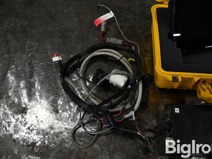 trimble-tmx2050-image-12
