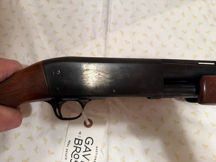 ithaca-mdl.37s-12ga-shotgun-image-4
