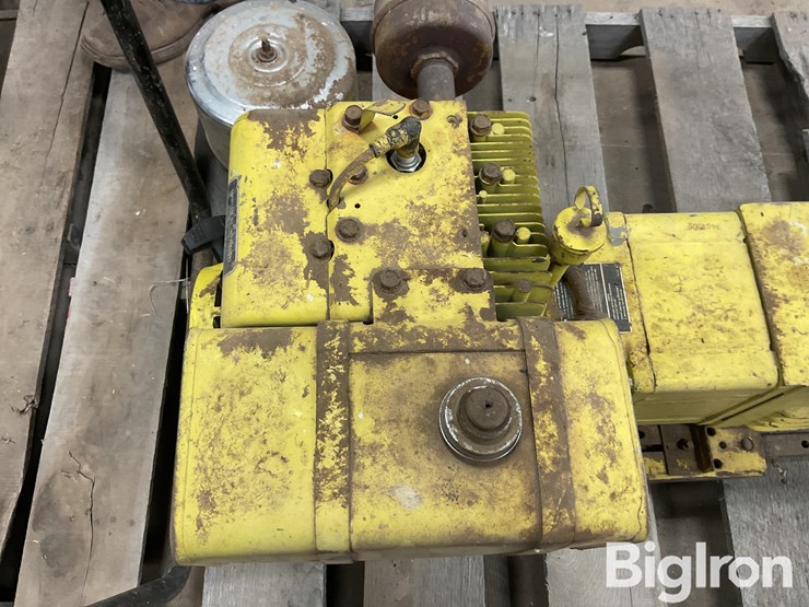 john-deere-500-image-12