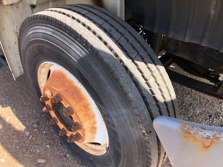 international-durastar-4300-image-10