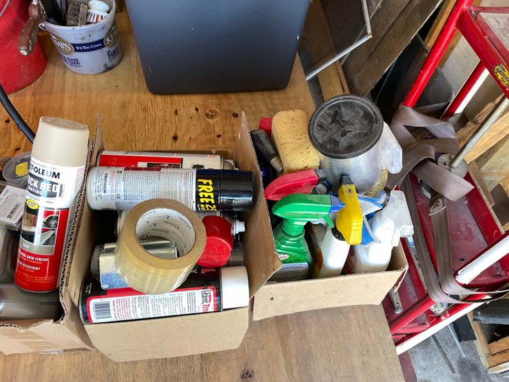 #7032-•-misc.-automotive-and-shop-items-image-5