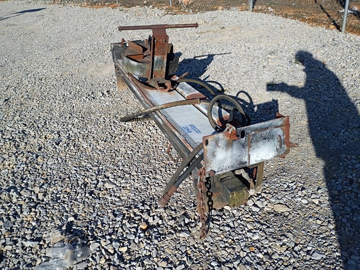 #22948-•-tailgate-salt-spreader-image-2