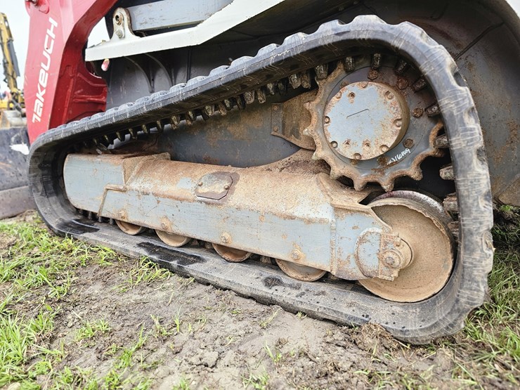 takeuchi-tl10v2-image-5