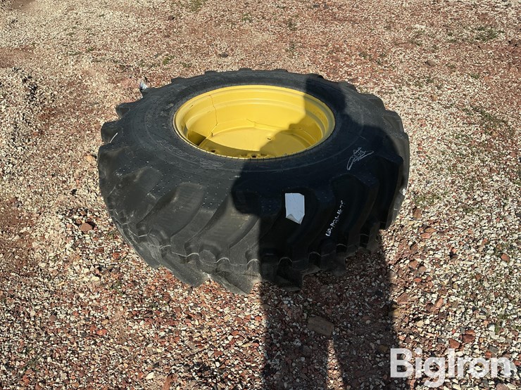 john-deere-24-image-8