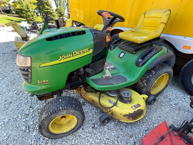 john-deere-l130-image-1