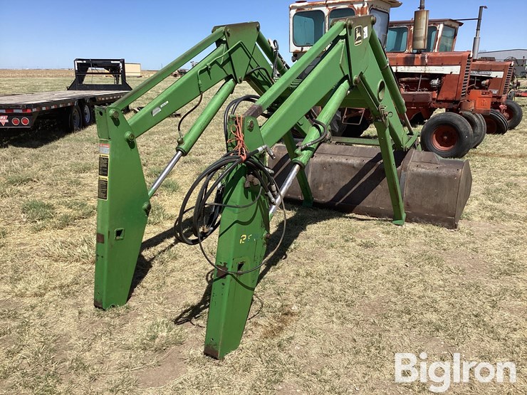 john-deere-260-image-5