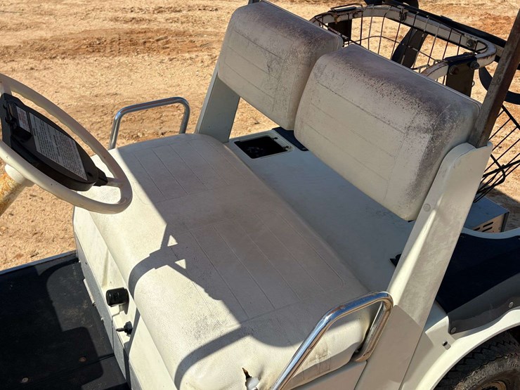 yamaha-2-seater-36v-golf-cart-image-12