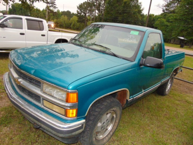 1995-chevrolet-silverado-1500-z71-image-1