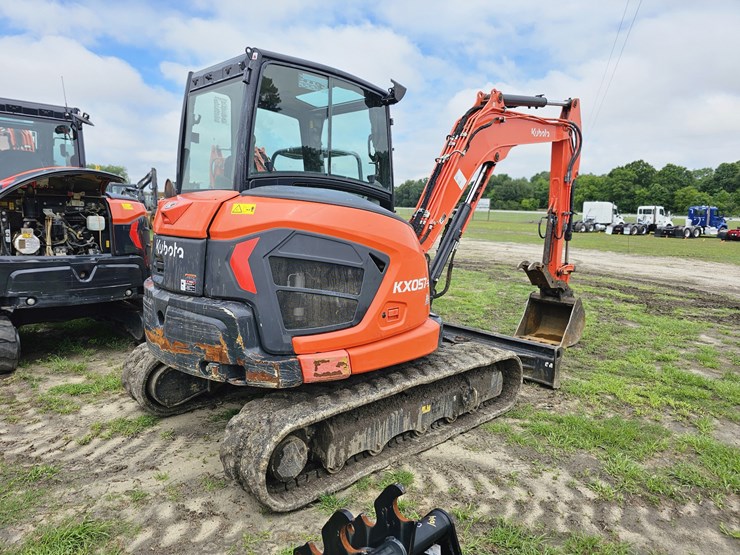 kubota-kx057-5-image-4
