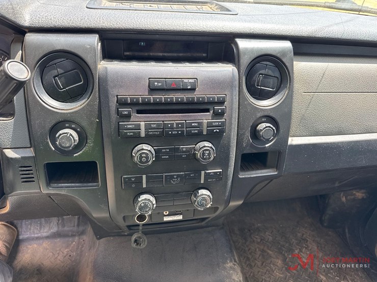 2014-ford-f150-image-32