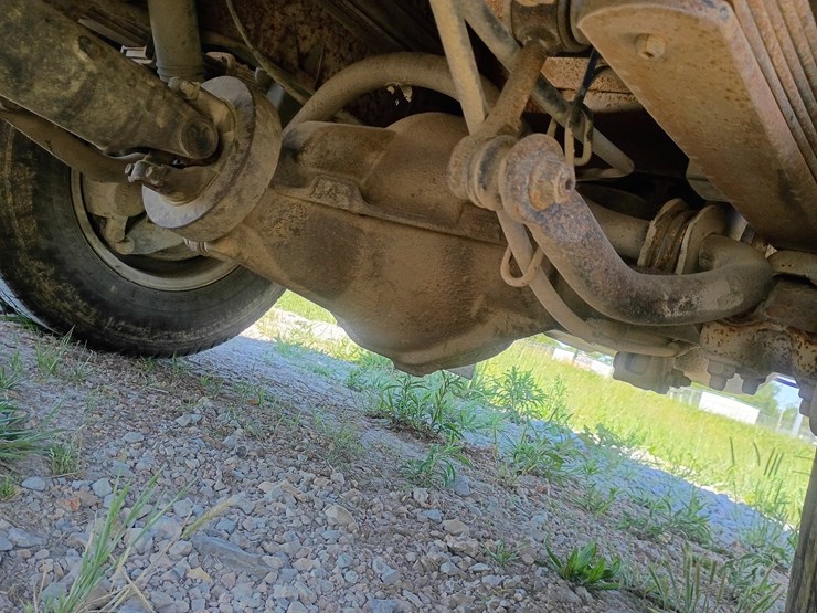 #24570-•-2001-chevrolet-silverado-pickup-truck-image-84