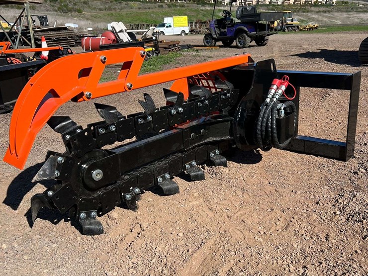 skid-steer-heavy-duty-trencher-(new/unused)-image-2
