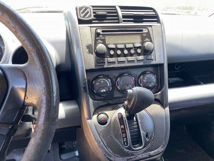 2005-honda-element-image-13