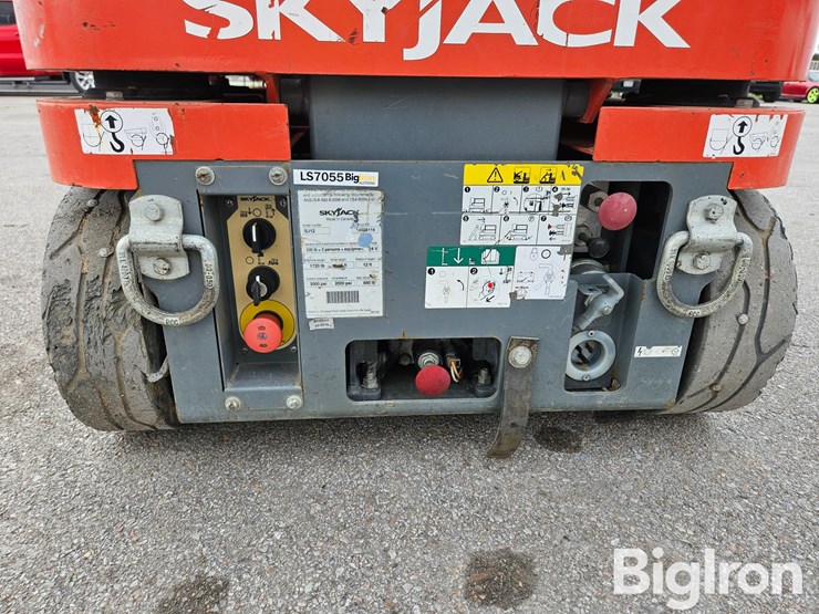 2016-skyjack-sj12-image-9