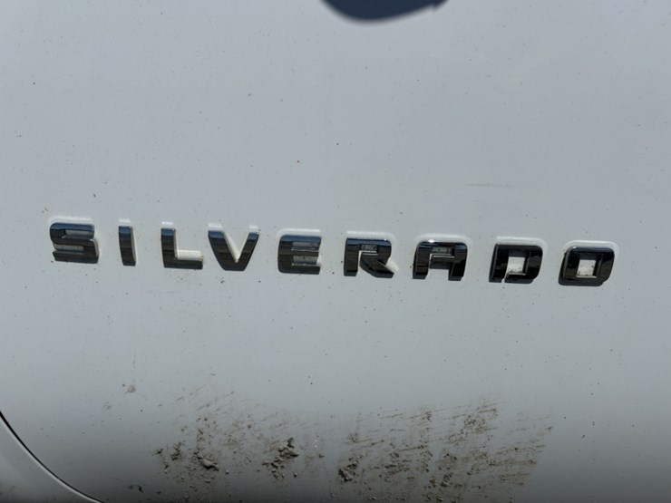 2013-chevrolet-silverado-1500-image-12