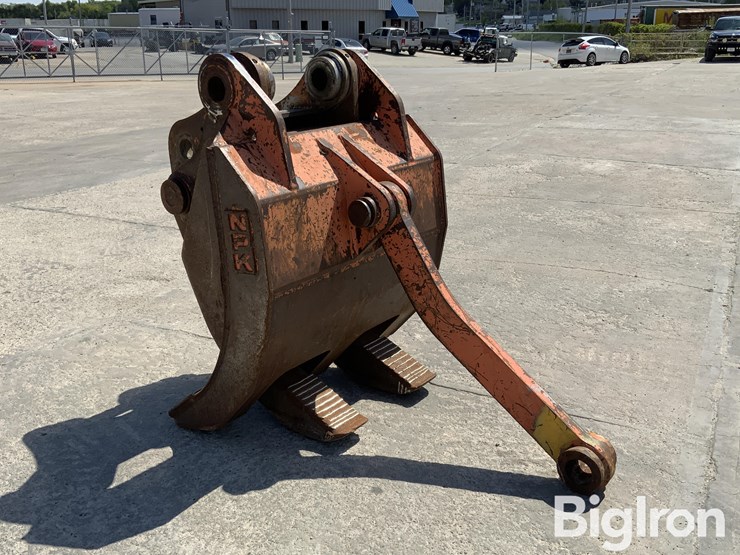 komatsu-pc220-lc-6l-image-7