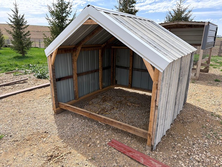 7-1/2ft-x-7-1/2ft-metal-calf-shed-image-2