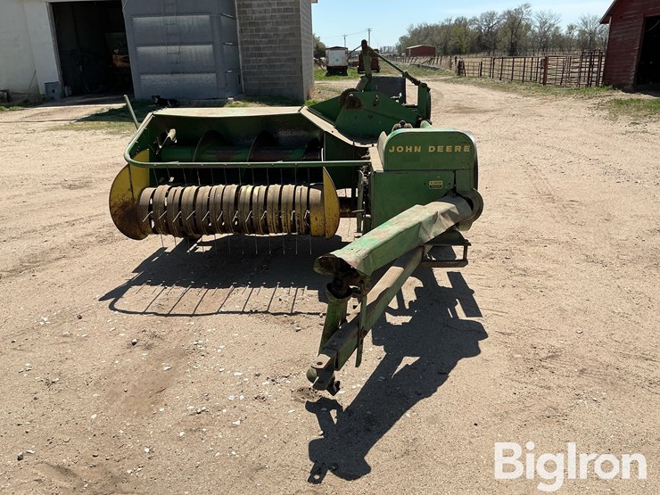 john-deere-24t-image-2