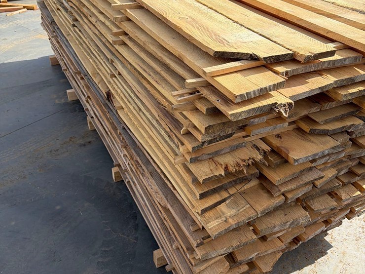 rough-saw-pine-lumber-image-9