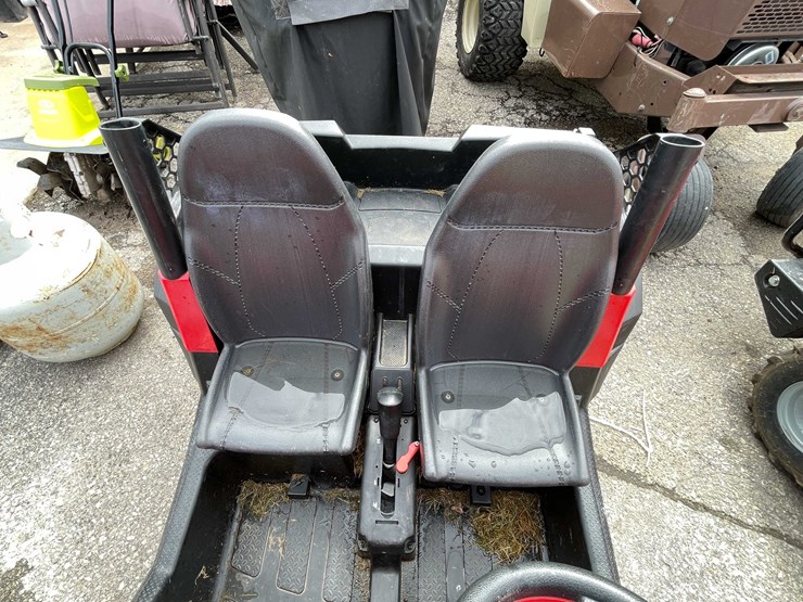 #9097-•-kids-electric-utv-(o3)-image-13