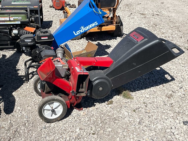 #7398-•-mtd-5-hp-chipper/-shredder-image-1