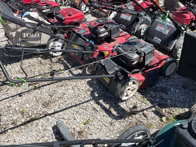 #6992-•-toro-lawn-mower-image-2