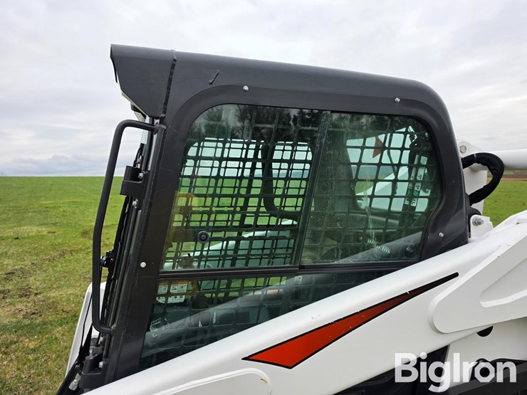 2022-bobcat-s740-image-12