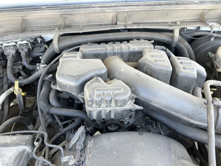 2015-ford-f350-sd-image-42