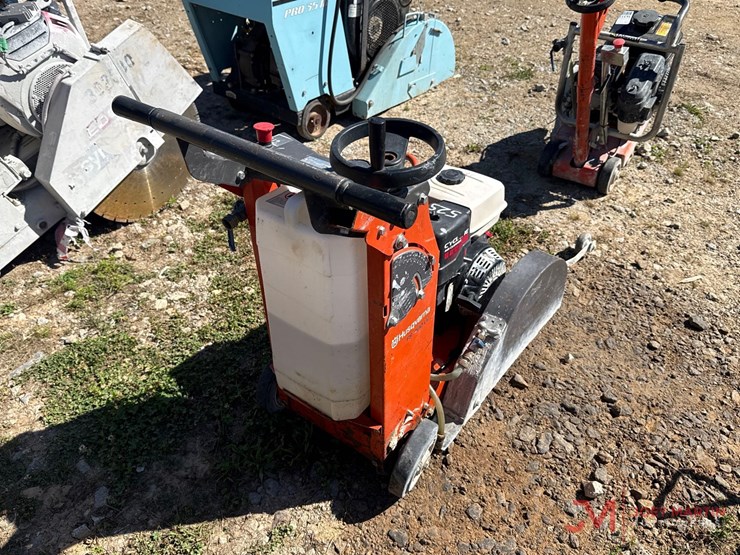 husqvarna-concrete-saw-image-2