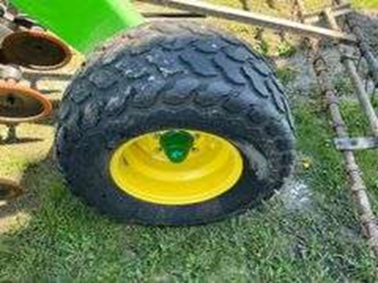 john-deere-1590-image-21
