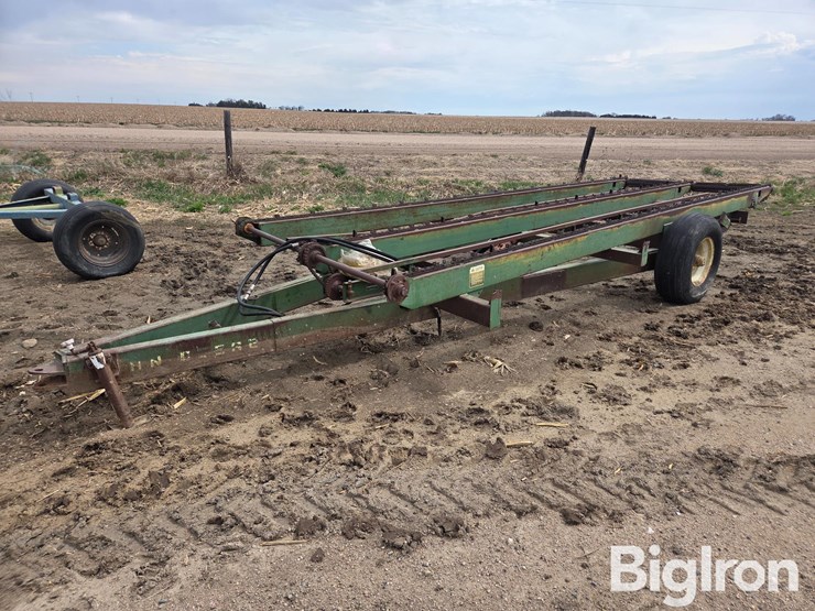 john-deere-200-image-1