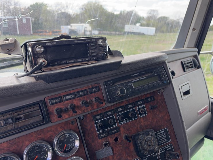 2006-kw-t800-sleeper-image-67
