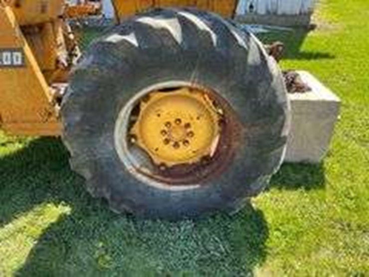 massey-ferguson-2200-image-18