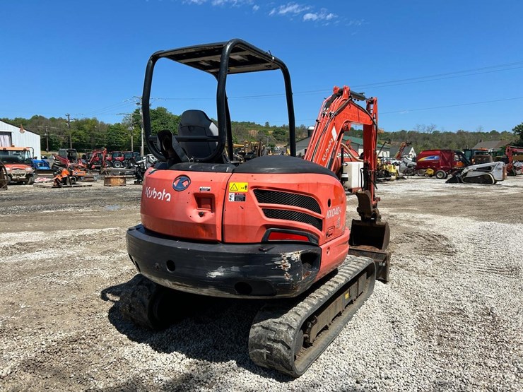 2022-kubota-kx040-4-image-4