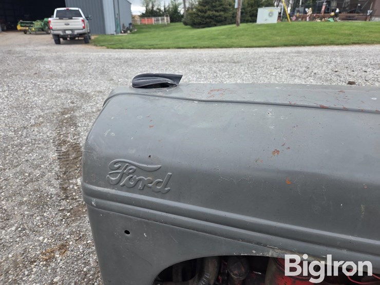 1950-ford-8n-image-11